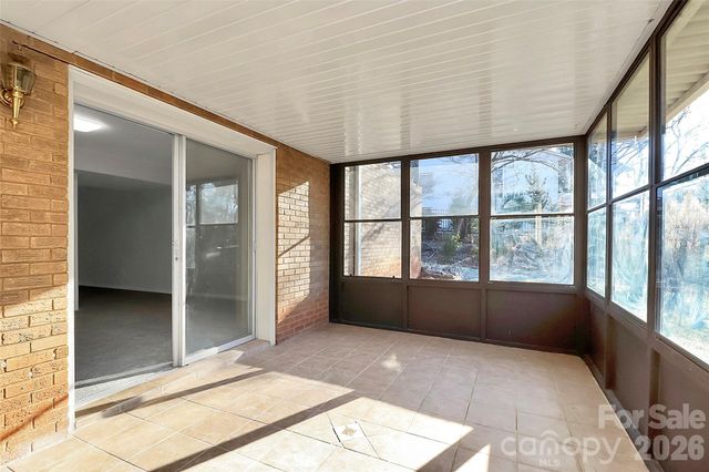 526 Julia Avenue, Belmont, NC 28012