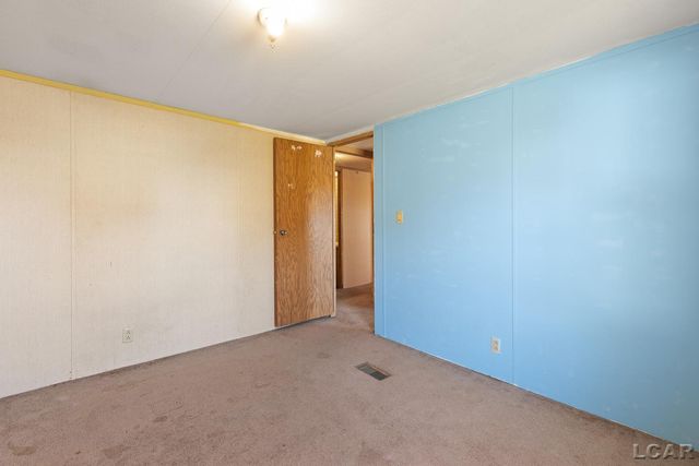 3601 , 3599 Round Lake Highway, Rollin Twp, MI 49253