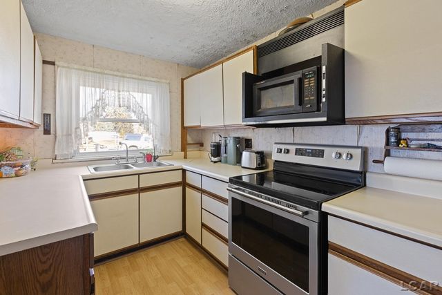 3601 , 3599 Round Lake Highway, Rollin Twp, MI 49253