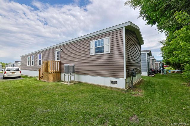 34 Windward Way, Stony Point, NY 10980
