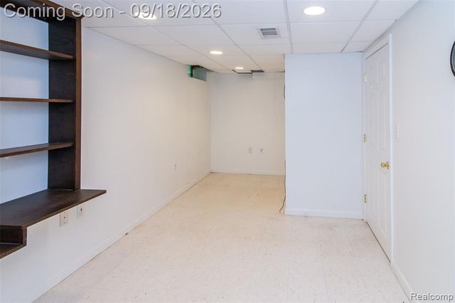 1821 Van Hill Court, Rochester Hills, MI 48309