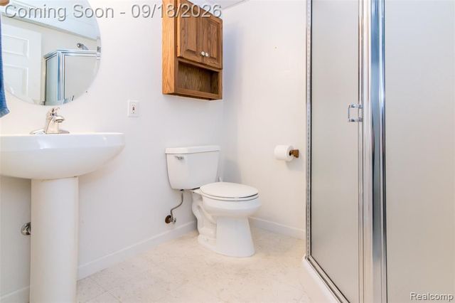 1821 Van Hill Court, Rochester Hills, MI 48309