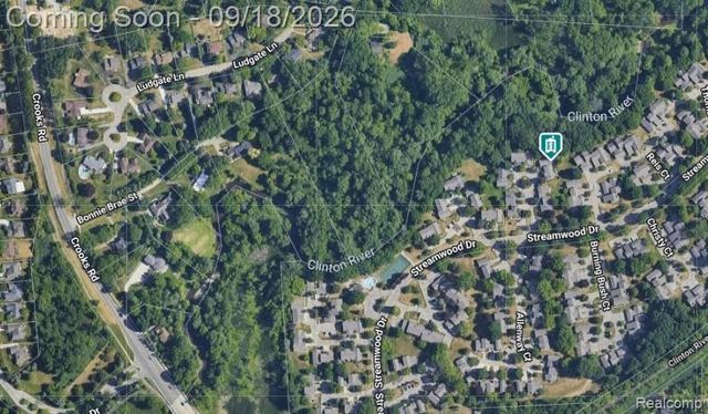 1821 Van Hill Court, Rochester Hills, MI 48309