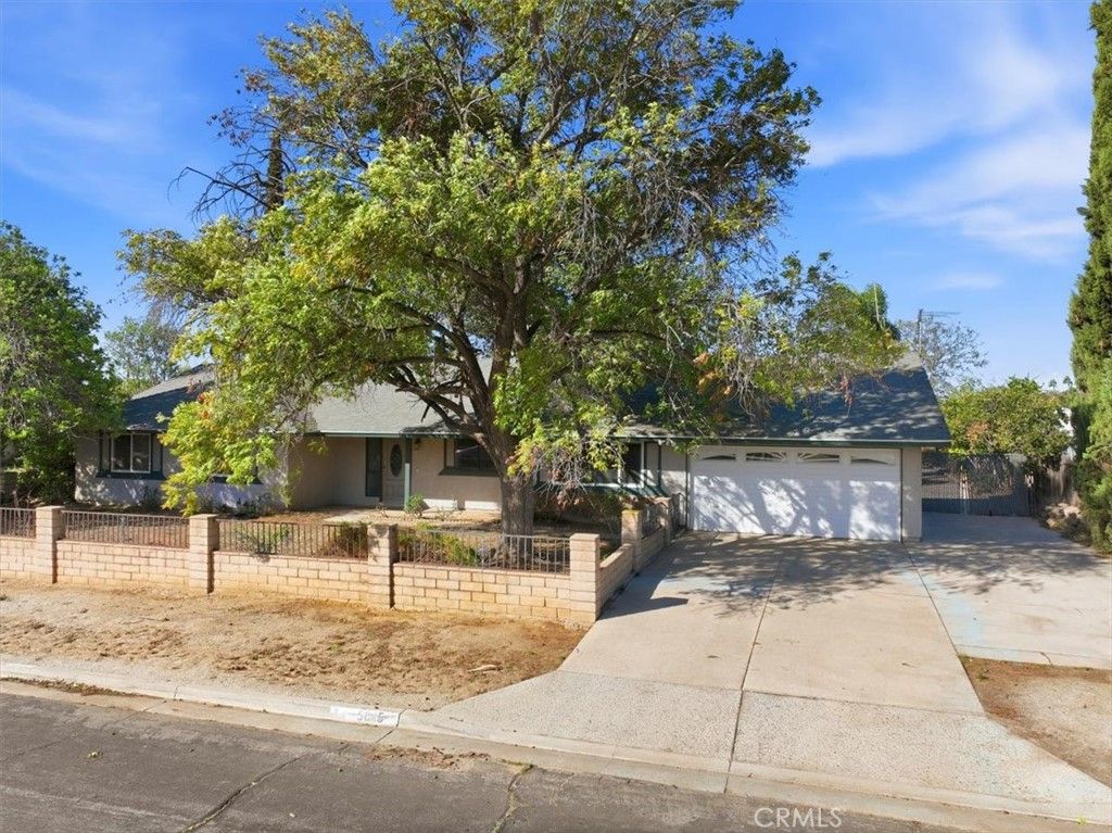5845 Crown Drive, Jurupa Valley, CA 91752 — photo 3