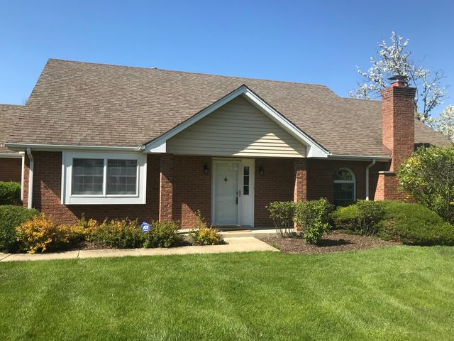 8581 Sandalwood Drive, Darien, IL 60561