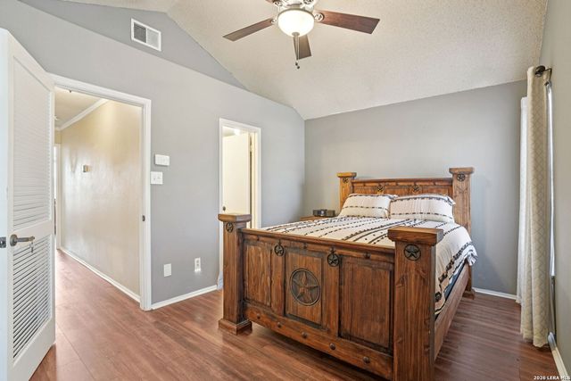 7880 Micron Dr Apt 4104, San Antonio, TX 78251