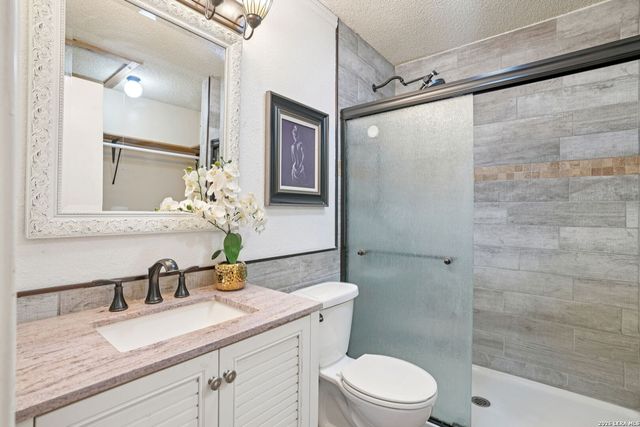 7880 Micron Dr Apt 4104, San Antonio, TX 78251