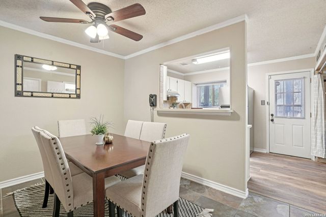 7880 Micron Dr Apt 4104, San Antonio, TX 78251