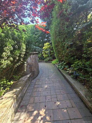 3391 Lawrence Avenue, Oceanside, NY 11572