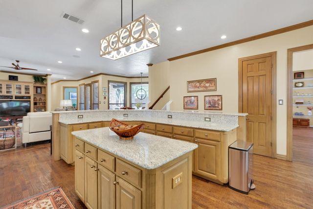 1305 Bellefonte Lane, Colleyville, TX 76034