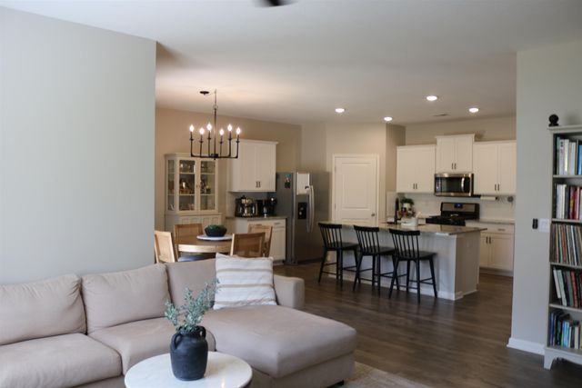 408 COLONIAL HEIGHTS DR, Munford, TN 38058