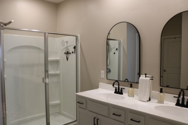 408 COLONIAL HEIGHTS DR, Munford, TN 38058