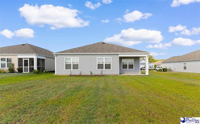561 Woodland Farms Cir, Aynor, SC 29511