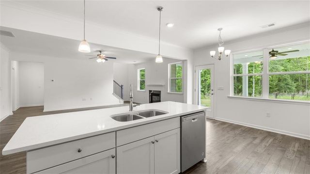 1775 Goodwin Drive, Hampton, GA 30228