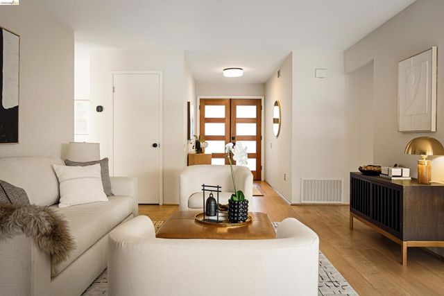 10 10 Clear Water Ct, Richmond, CA 94803