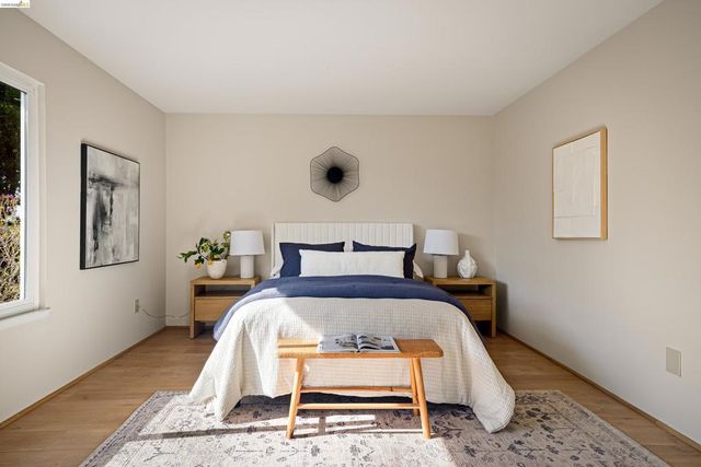 10 10 Clear Water Ct, Richmond, CA 94803