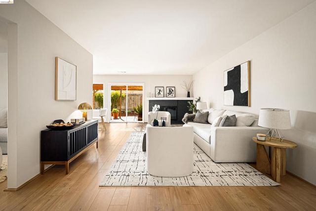 10 10 Clear Water Ct, Richmond, CA 94803