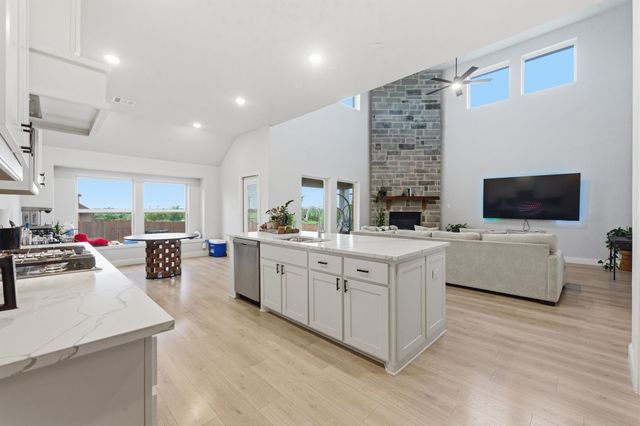 1244 Joseph Earl Drive, Desoto, TX 75115