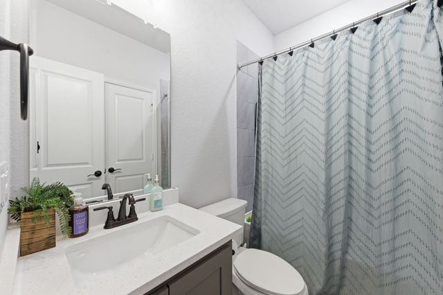 1244 Joseph Earl Drive, Desoto, TX 75115