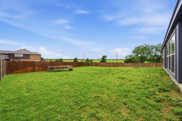 1244 Joseph Earl Drive, Desoto, TX 75115