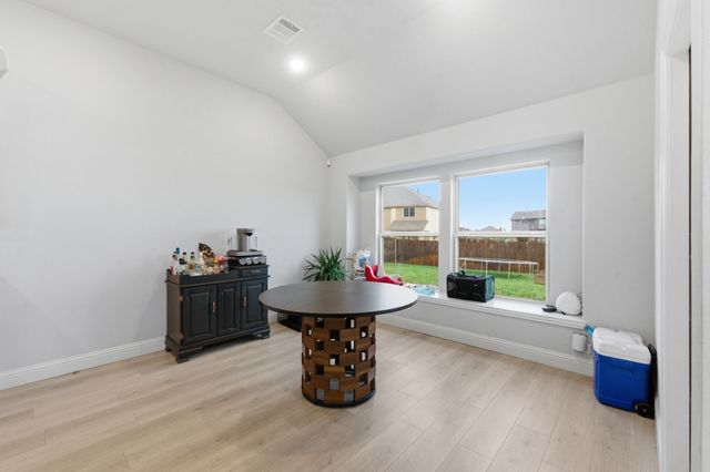 1244 Joseph Earl Drive, Desoto, TX 75115