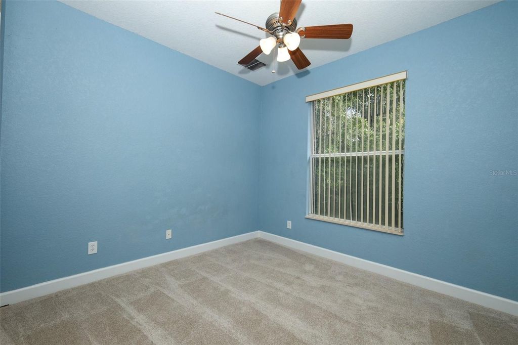 Image 38 of property listing at 11712 RAMBLING OAK BOULEVARD, Orlando, FL 32832