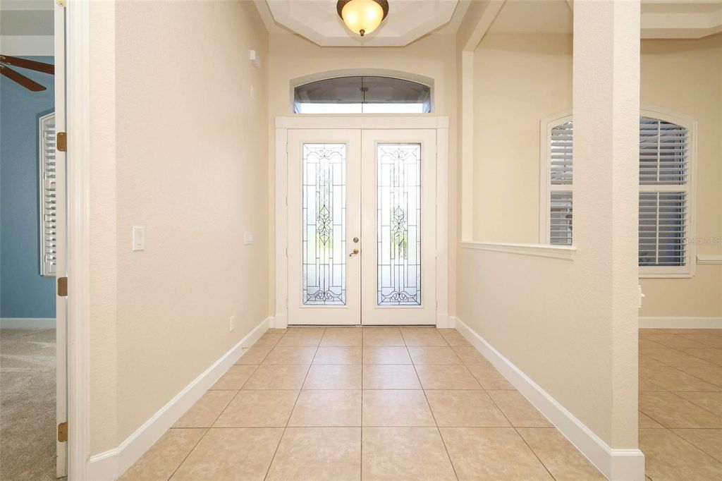 Image 5 of property listing at 11712 RAMBLING OAK BOULEVARD, Orlando, FL 32832