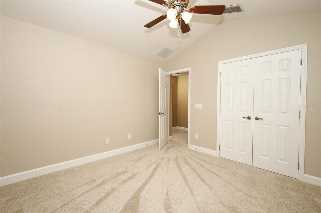 Image 47 of property listing at 11712 RAMBLING OAK BOULEVARD, Orlando, FL 32832