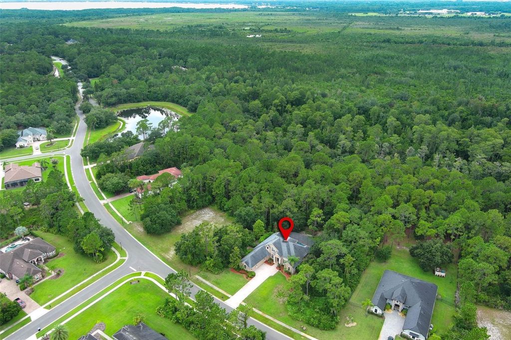 Image 74 of property listing at 11712 RAMBLING OAK BOULEVARD, Orlando, FL 32832