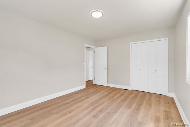 4046 State Road, Fort Gratiot, MI 48059