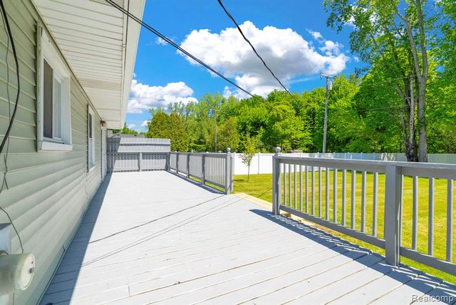4046 State Road, Fort Gratiot, MI 48059