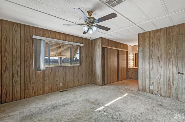 9 Tee Lane, Bakersfield, CA 93308