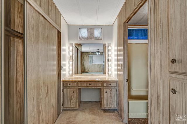 9 Tee Lane, Bakersfield, CA 93308