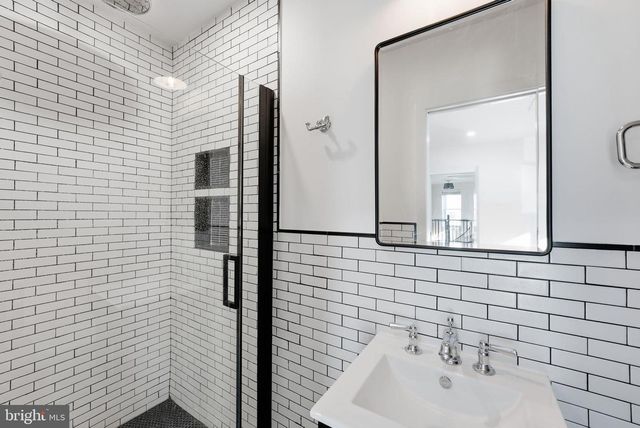 718 RHODE ISLAND AVE NW, Washington, DC 20001