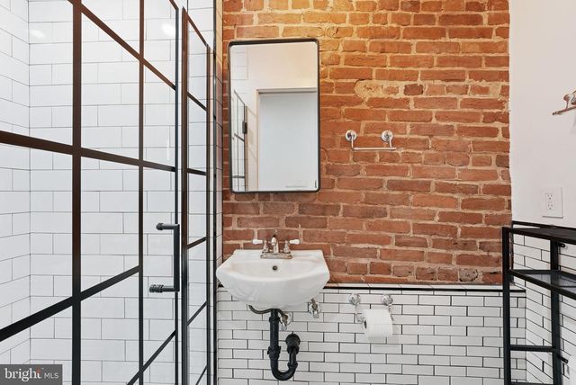 718 RHODE ISLAND AVE NW, Washington, DC 20001