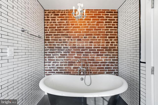 718 RHODE ISLAND AVE NW, Washington, DC 20001