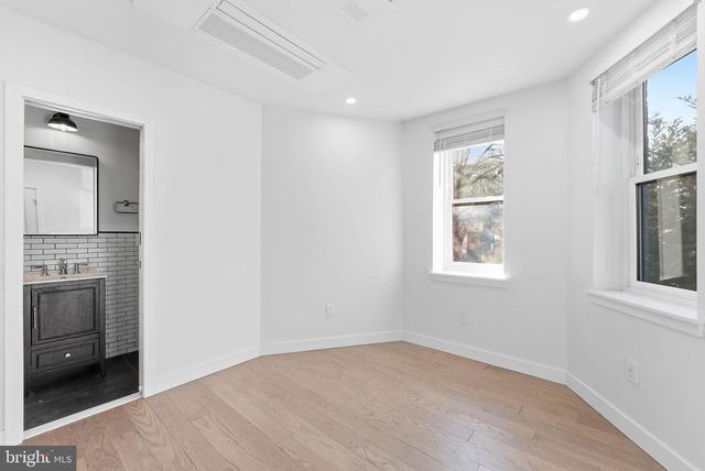 718 RHODE ISLAND AVE NW, Washington, DC 20001