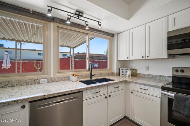 8322 E ORANGE BLOSSOM Lane, Scottsdale, AZ 85250