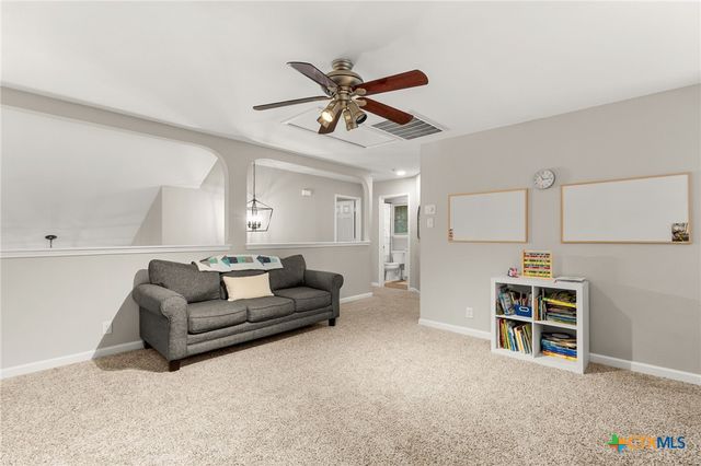 321 Alders Gate, Cibolo, TX 78108
