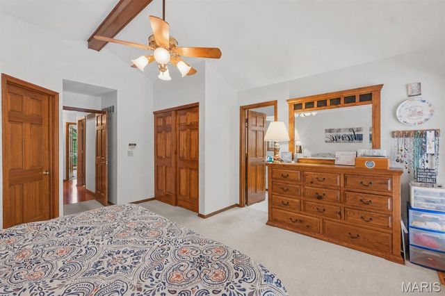 7811 Grantwood Oaks Court, St Louis, MO 63123