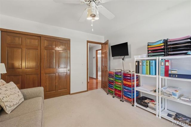 7811 Grantwood Oaks Court, St Louis, MO 63123