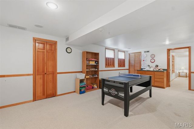 7811 Grantwood Oaks Court, St Louis, MO 63123