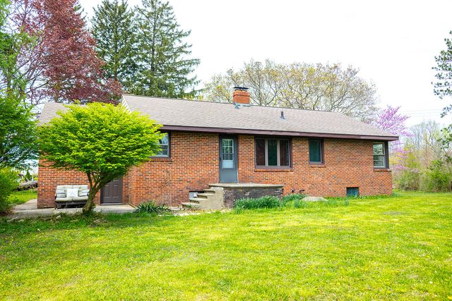 1359 Bell Avenue, New Buffalo City, MI 49117