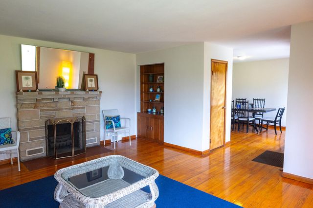 1359 Bell Avenue, New Buffalo City, MI 49117
