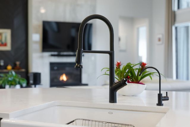 606 Sweet Grass LN, Austin, TX 78738