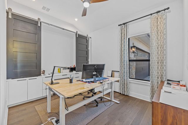 606 Sweet Grass LN, Austin, TX 78738