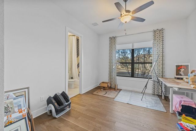 606 Sweet Grass LN, Austin, TX 78738