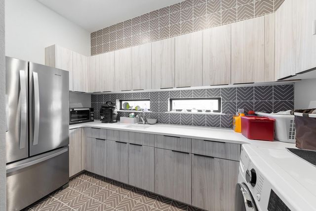 606 Sweet Grass LN, Austin, TX 78738