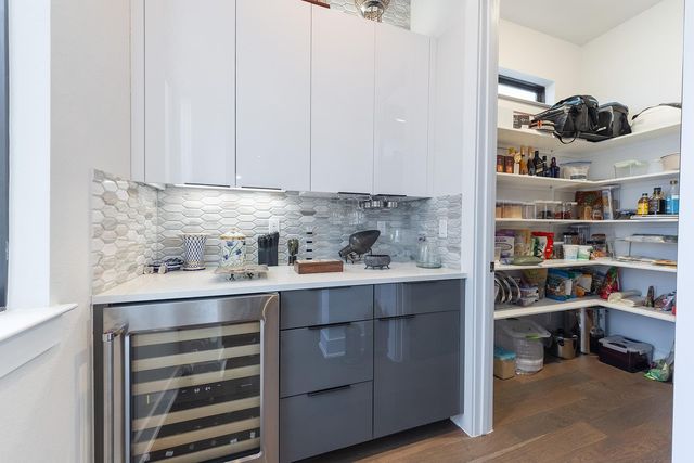 606 Sweet Grass LN, Austin, TX 78738