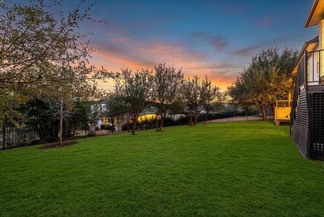606 Sweet Grass LN, Austin, TX 78738